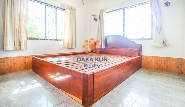 3 Bedrooms House for Rent in Siem Reap-Sala Kamreuk