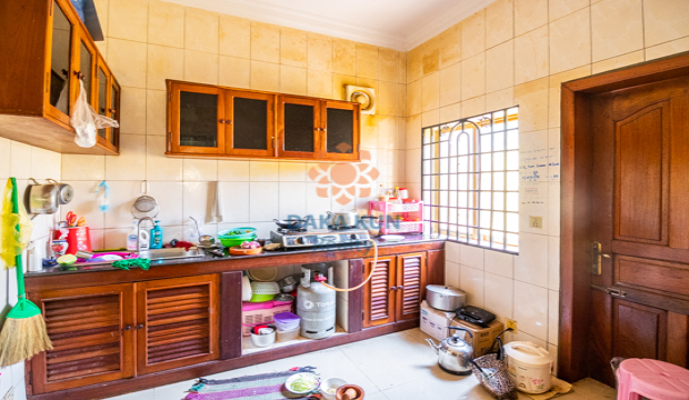 House for Sale in Krong Siem Reap-near Borey Arcade