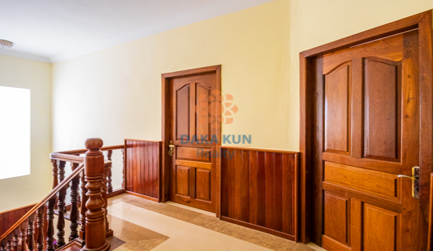 House for Sale in Krong Siem Reap-near Borey Arcade