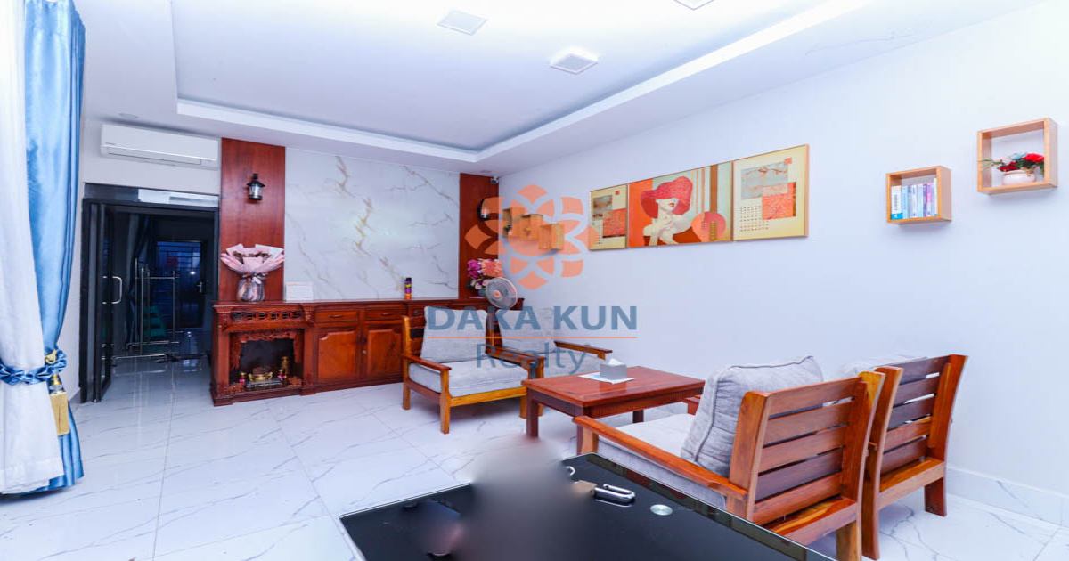 4 Bedrooms House for Rent in Siem Reap City-Sala Kamreuk