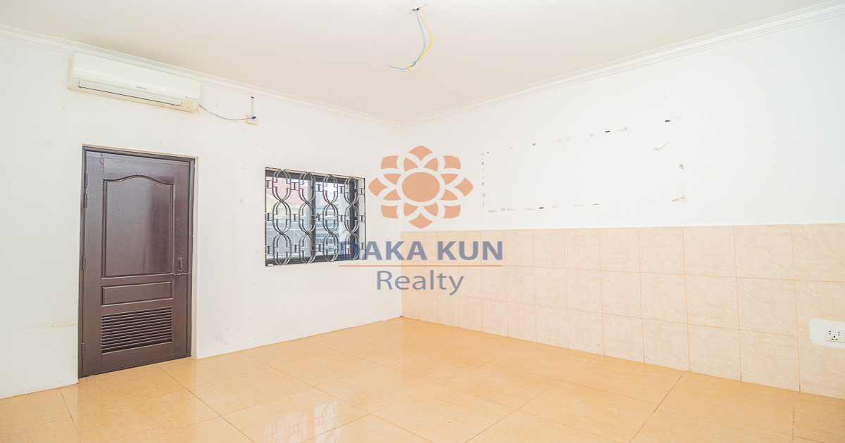 Commercial Building for Rent on Sivutha Blvd., Siem Reap City Center