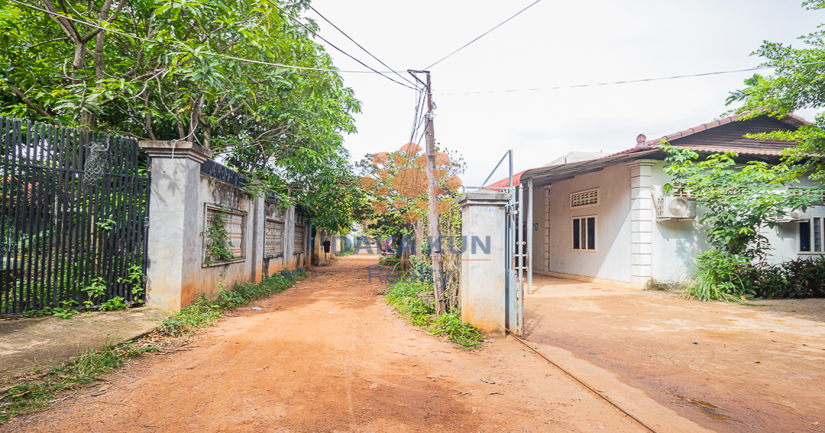 Urgent! House for Sale in Siem Reap City - Sala Kamreuk