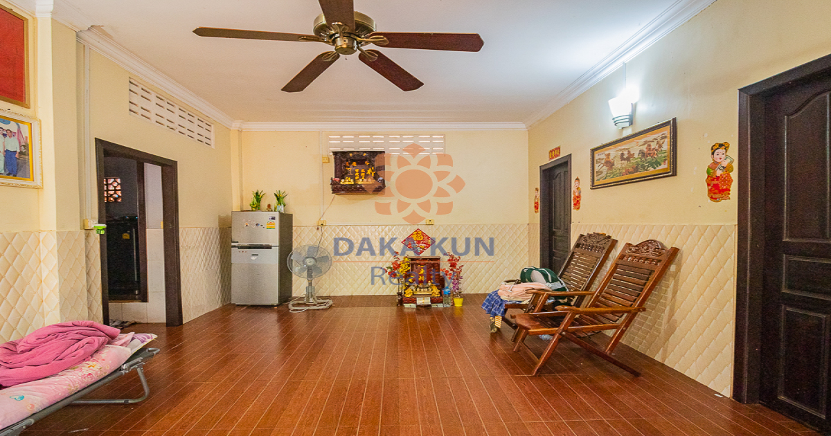 Urgent! House for Sale in Siem Reap City - Sala Kamreuk