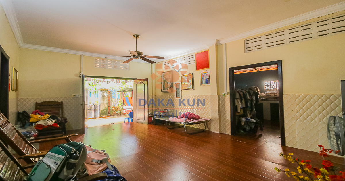Urgent! House for Sale in Siem Reap City - Sala Kamreuk