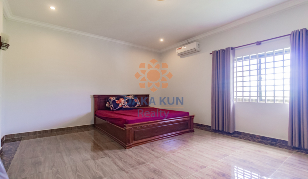 Urgent Sale House in Sala Kamreuk commune, Siem Reap