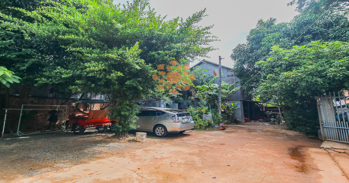 Urgent! House for Sale in Siem Reap City - Sala Kamreuk