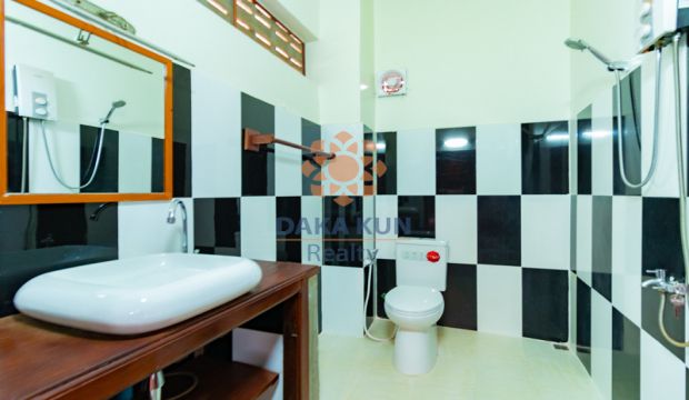 3 Bedrooms Wooden House for Sale with Pool in Siem Reap-Svay Dangkum