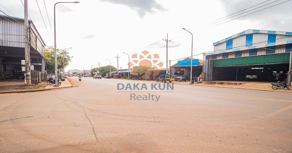 Warehouse for Rent on main road, in Siem Reap City