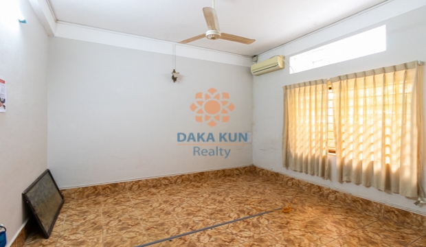 6 Bedrooms House for Rent in Siem Reap - Riverside