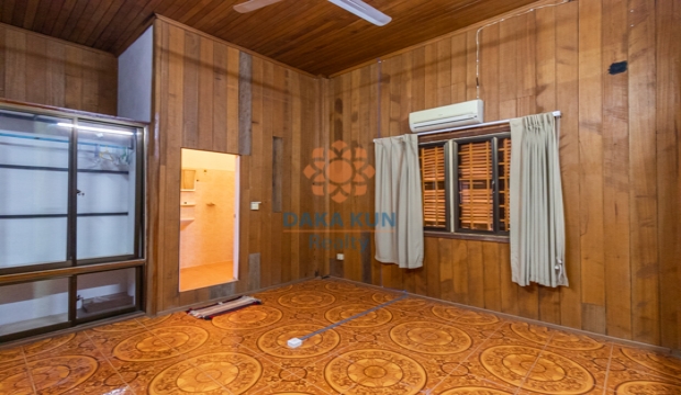 6 Bedrooms House for Rent in Siem Reap - Riverside