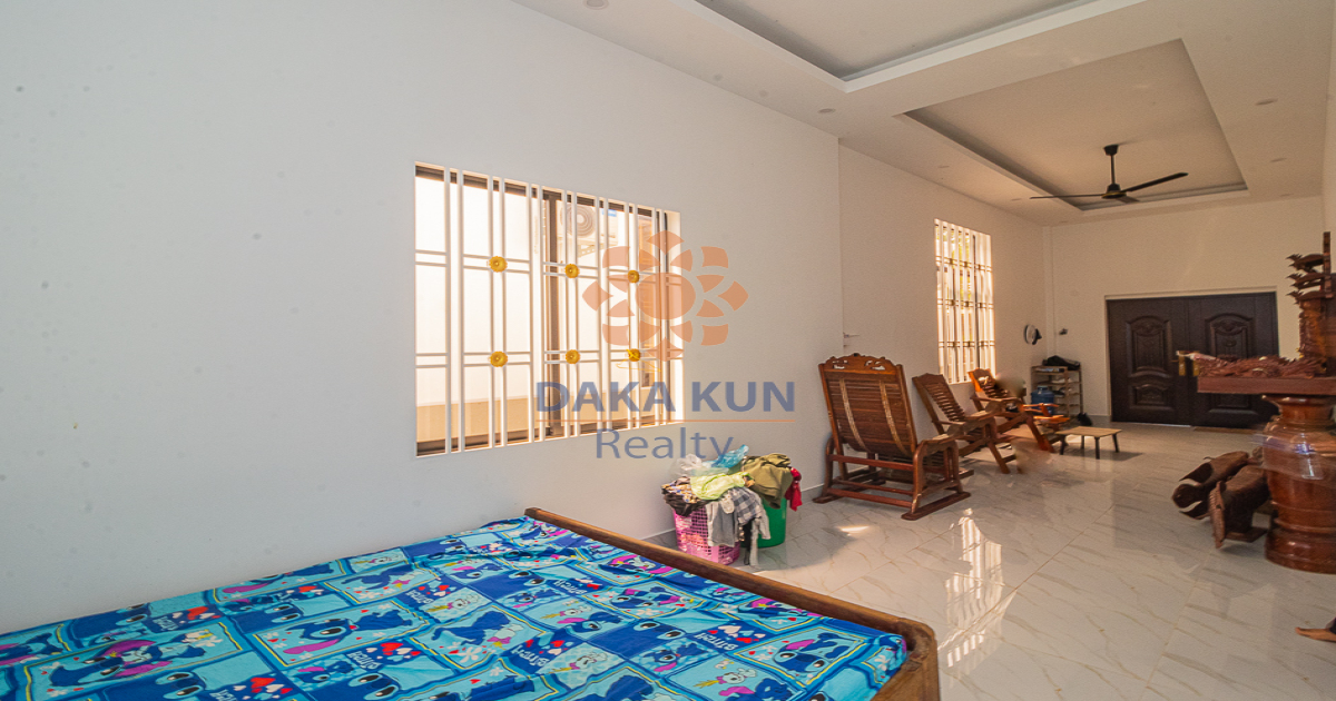 2 Bedrooms House for Rent in Siem Reap City, Svay Dangkum