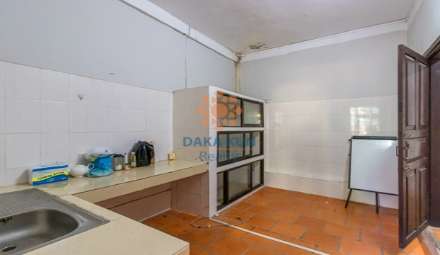 6 Bedrooms House for Rent in Siem Reap - Riverside