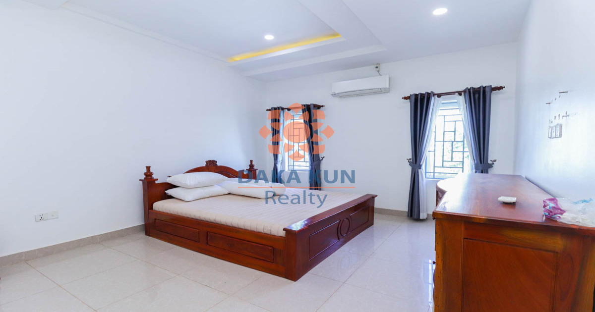 5 Bedrooms House for Rent in Siem Reap City - Sla Kram