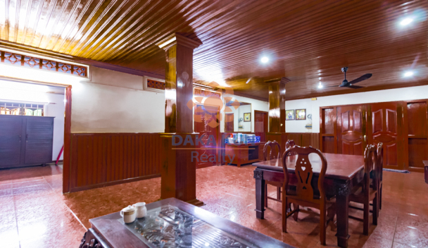 3 Bedrooms Wooden House For Rent in Siem Reap City-Sla Kram