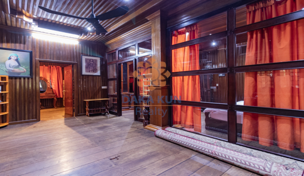 3 Bedrooms Wooden House For Rent in Siem Reap City-Sla Kram