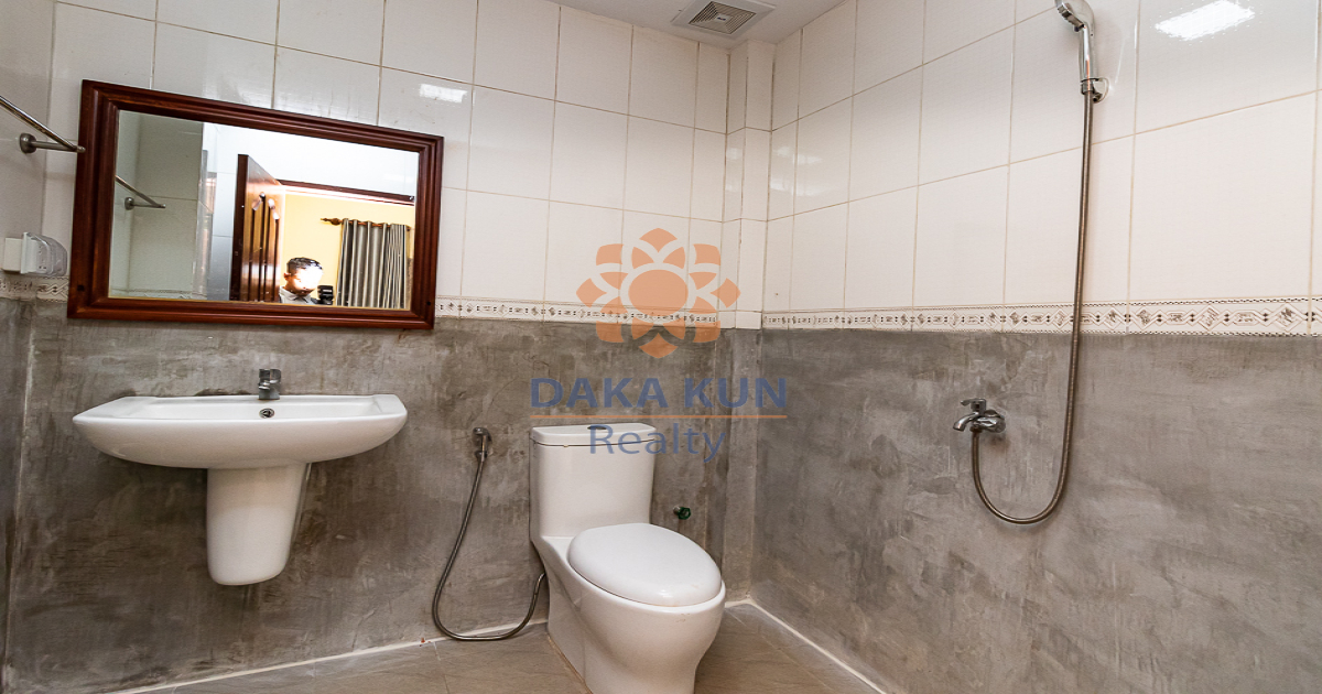 5 Bedrooms House for Rent in Siem Reap City, Sala Kamreuk