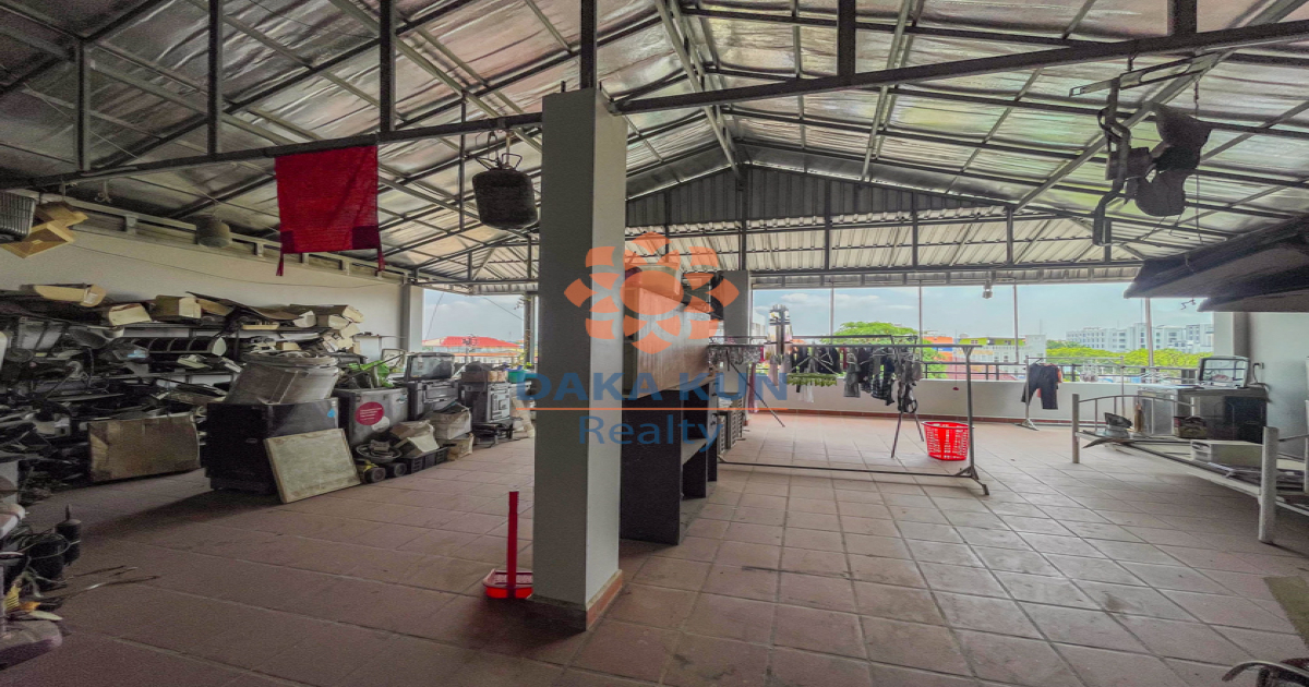 Commercial House for Sale in Siem Reap City, close to Funky Ln