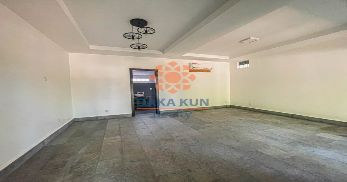 Urgent Sale, Land in Siem Reap City Behind Makro near Khnar