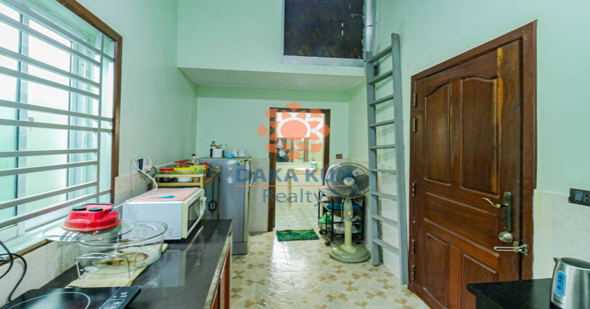 2 Bedrooms House for Rent in Siem Reap City