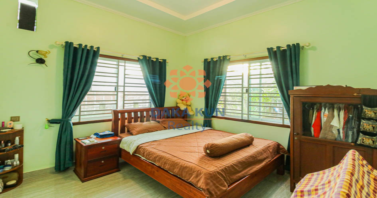 2 Bedrooms House for Rent in Siem Reap City