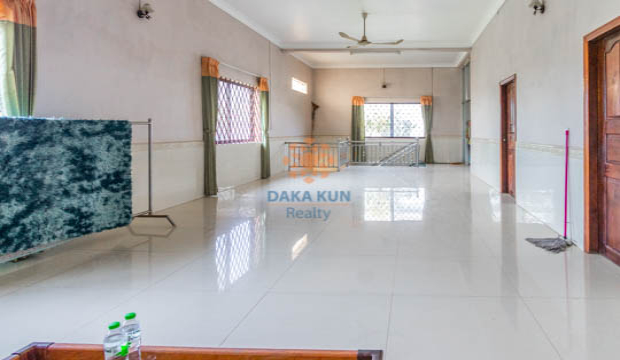 5 Bedrooms House for Rent in Krong Siem Reap-Svay Dangkum