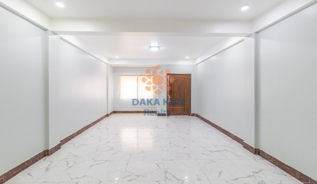 5 Bedrooms House for Rent in Krong Siem Reap-Svay Dangkum