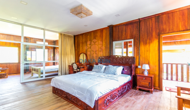 2 Bedrooms Wooden House for Rent in Krong Siem Reap-Sala Kamraeuk