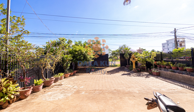 House for Sale in Krong Siem Reap-Chreav