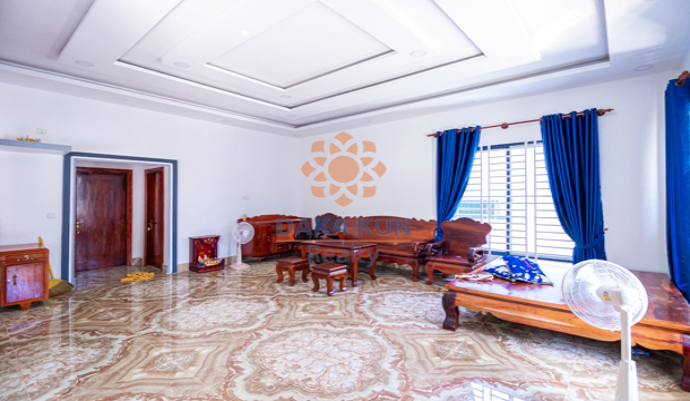 7 Bedrooms House for Rent in Krong Siem Reap-Svay Dangkum