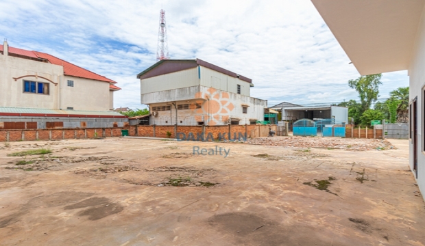 Commercial Building for Rent near Psa Leu, Siem Reap