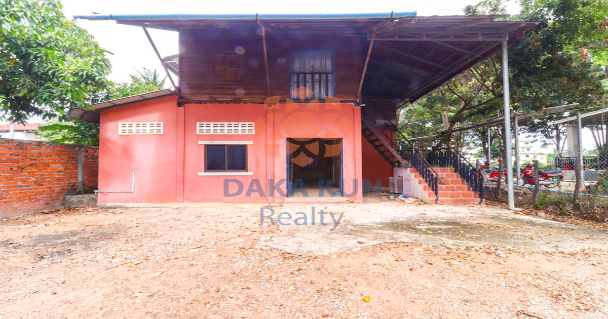 3 Bedrooms House for Rent near Bamboo Street, Siem Reap City