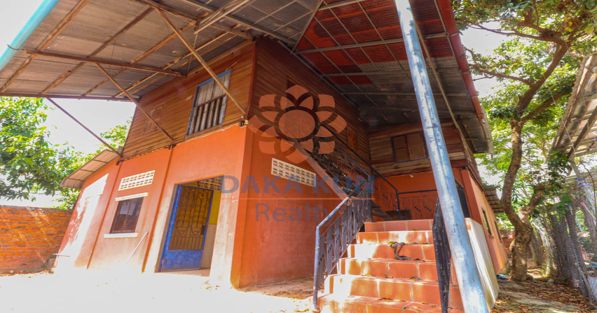 3 Bedrooms House for Rent near Bamboo Street, Siem Reap City