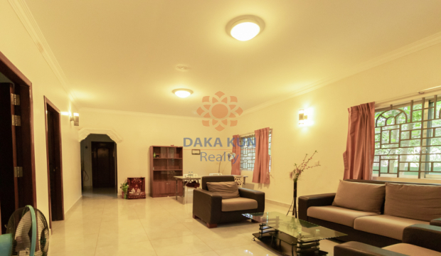 3 Bedrooms House For Rent In Siem Reap City-Sala Kamreuk