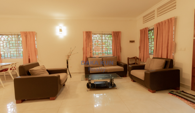3 Bedrooms House For Rent In Siem Reap City-Sala Kamreuk