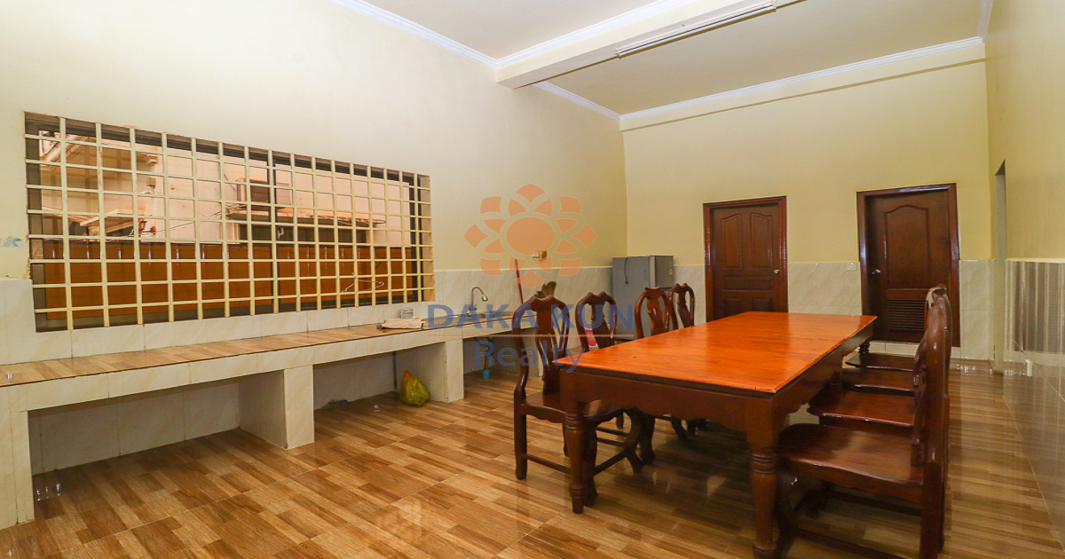 8 Bedrooms House for Rent in Siem Reap City, Svay Dangkum