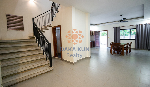 4 Bedrooms House for Rent in Krong Siem Reap-Svay Dangkum