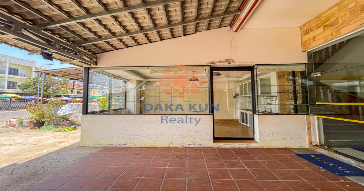Commercial Building for Rent in Siem Reap City, Svay Dangkum