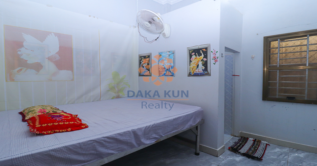 2 Bedrooms House for Rent in Siem Reap City, Sla Kram