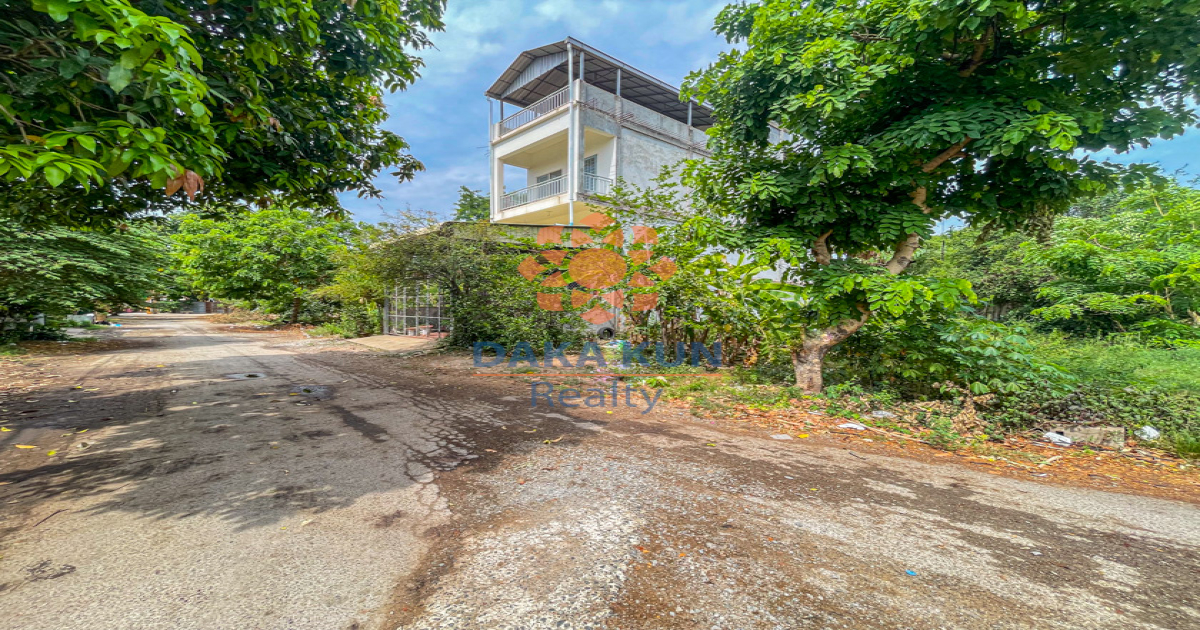 Land for Sale in Siem Reap City, Sala Kamreuk