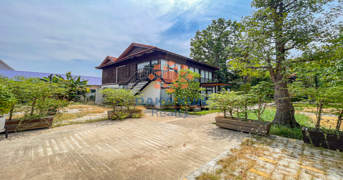 Restaurant for Rent on Chocolate Rd, in Siem Reap City