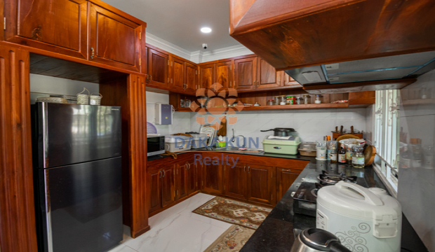 5 Bedrooms House for Rent in Krong Siem Reap-Svay Dangkum