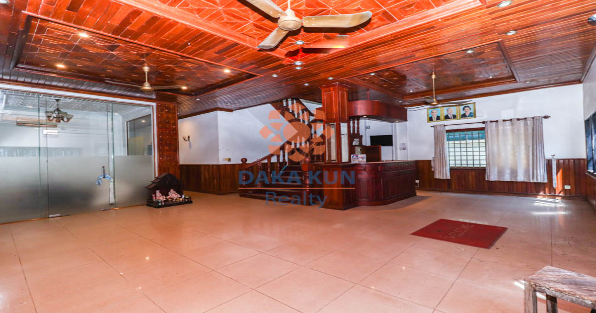 24 Rooms Guesthouse for Rent in Krong Siem Reap-Taphul Rd