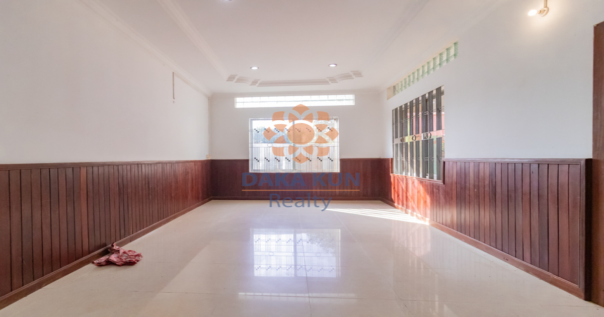 2 Bedrooms House for Rent in Siem Reap City-Svay Dangkum