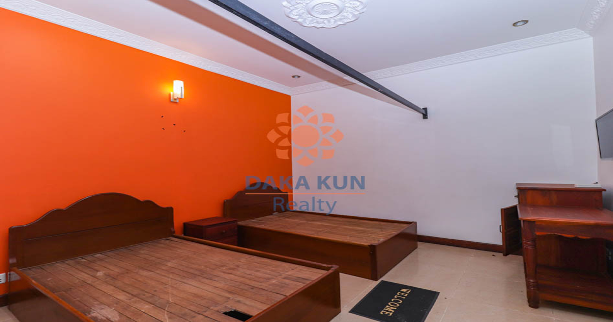 24 Rooms Guesthouse for Rent in Krong Siem Reap-Taphul Rd