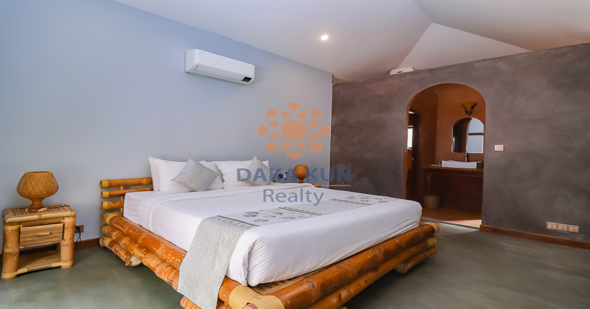 Villa with Private Swimming Pool for Rent in Siem Reap City, Sala Kamreuk