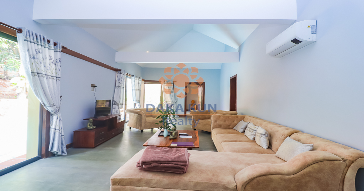 Villa with Private Swimming Pool for Rent in Siem Reap City, Sala Kamreuk