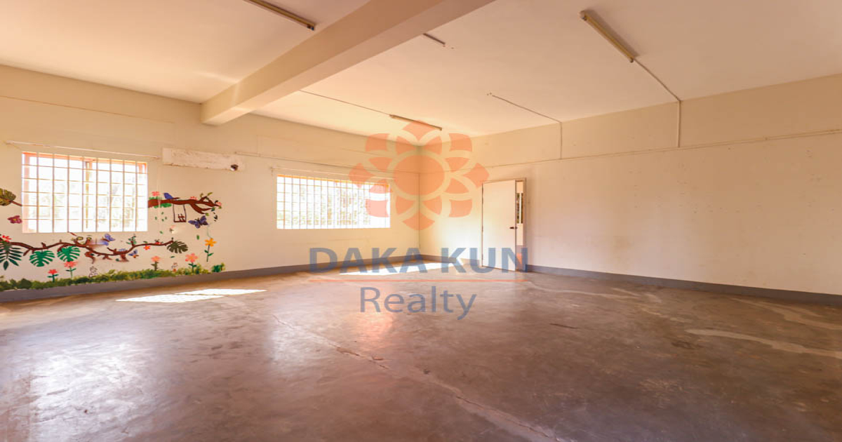 Land and Building for Sale in Krong Siem Reap-Sala Kamreuk