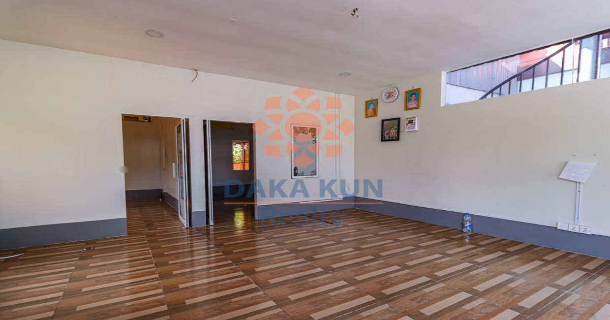 Land and Building for Sale in Krong Siem Reap-Sala Kamreuk