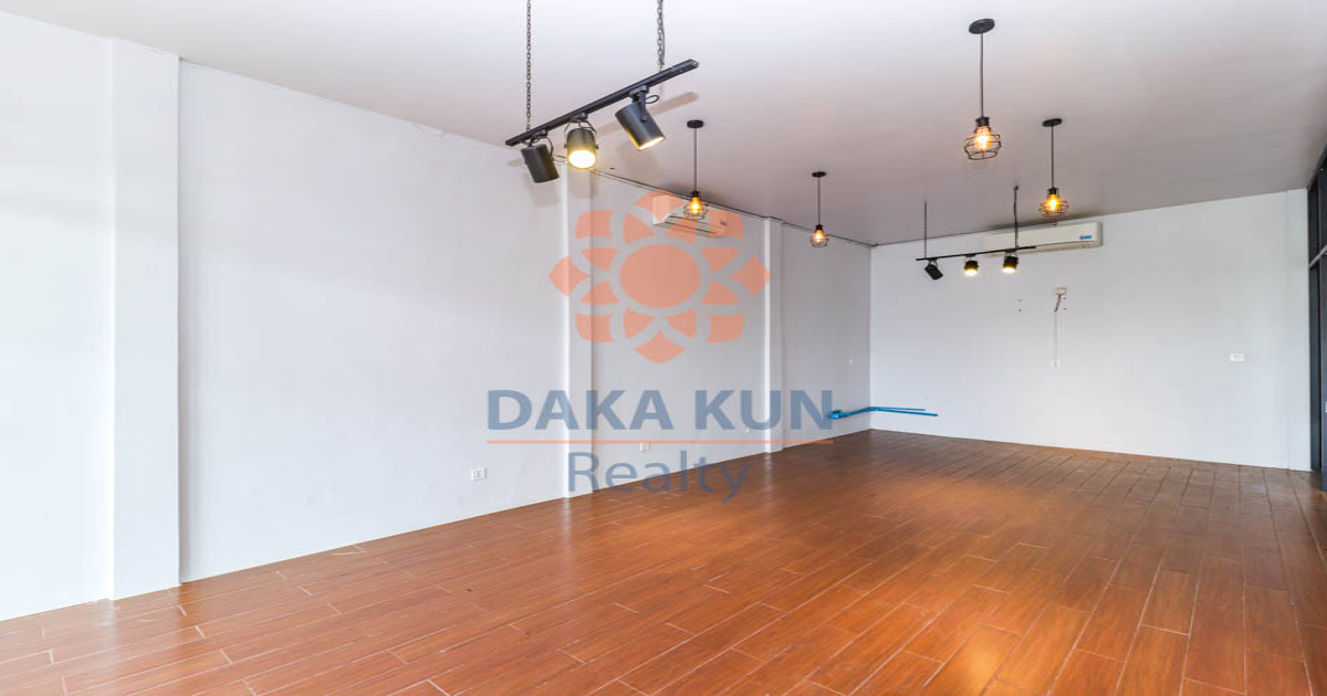 Commercial Building for Rent on National Road 6, Siem Reap city