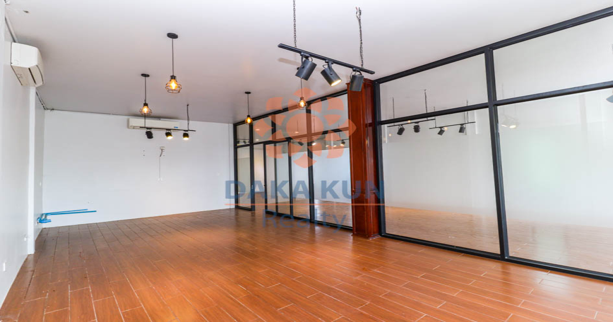 Commercial Building for Rent on National Road 6, Siem Reap city